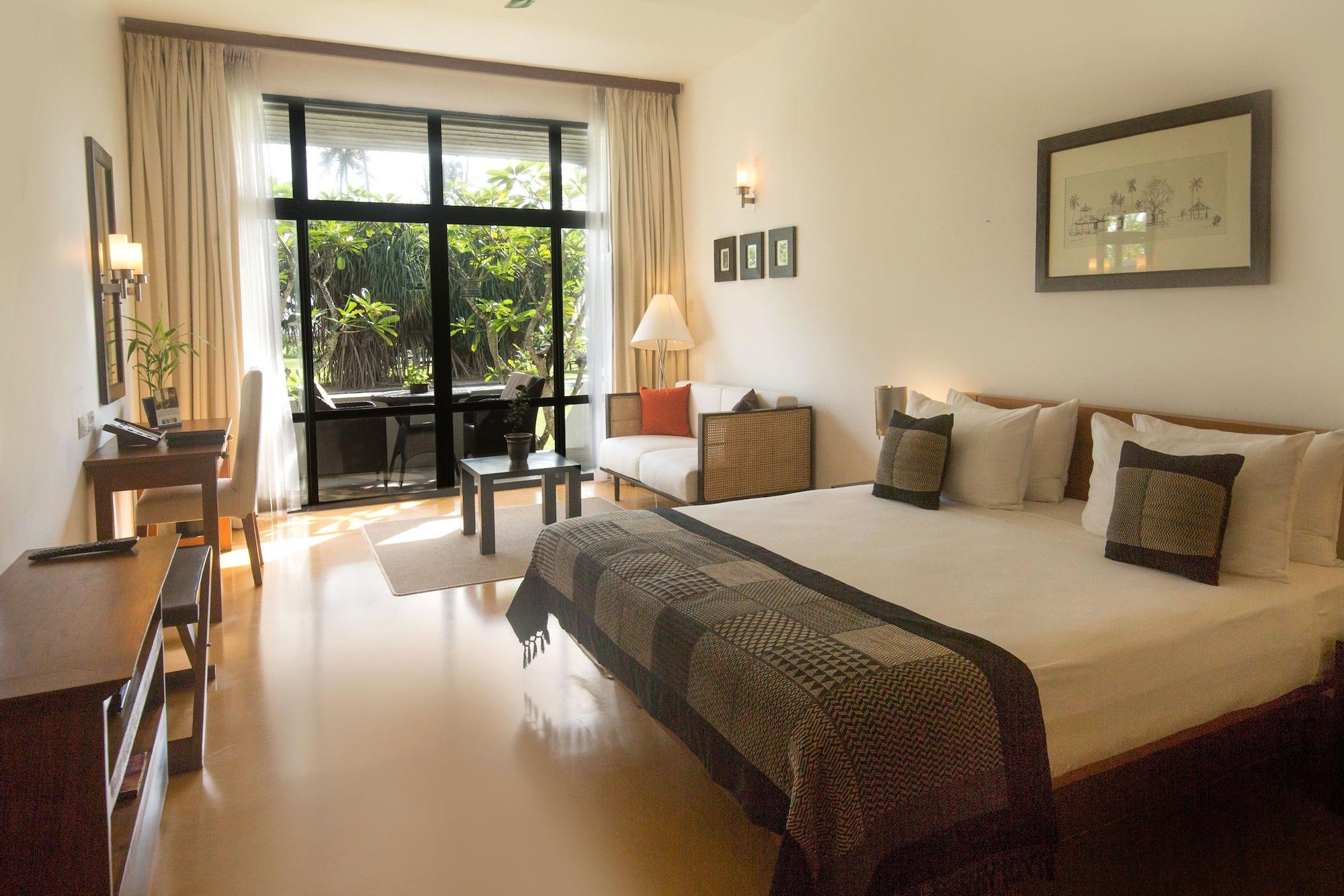 The Blue Water - Geoffrey Bawa Heritage - City Resort Hotel Wadduwa Εξωτερικό φωτογραφία
