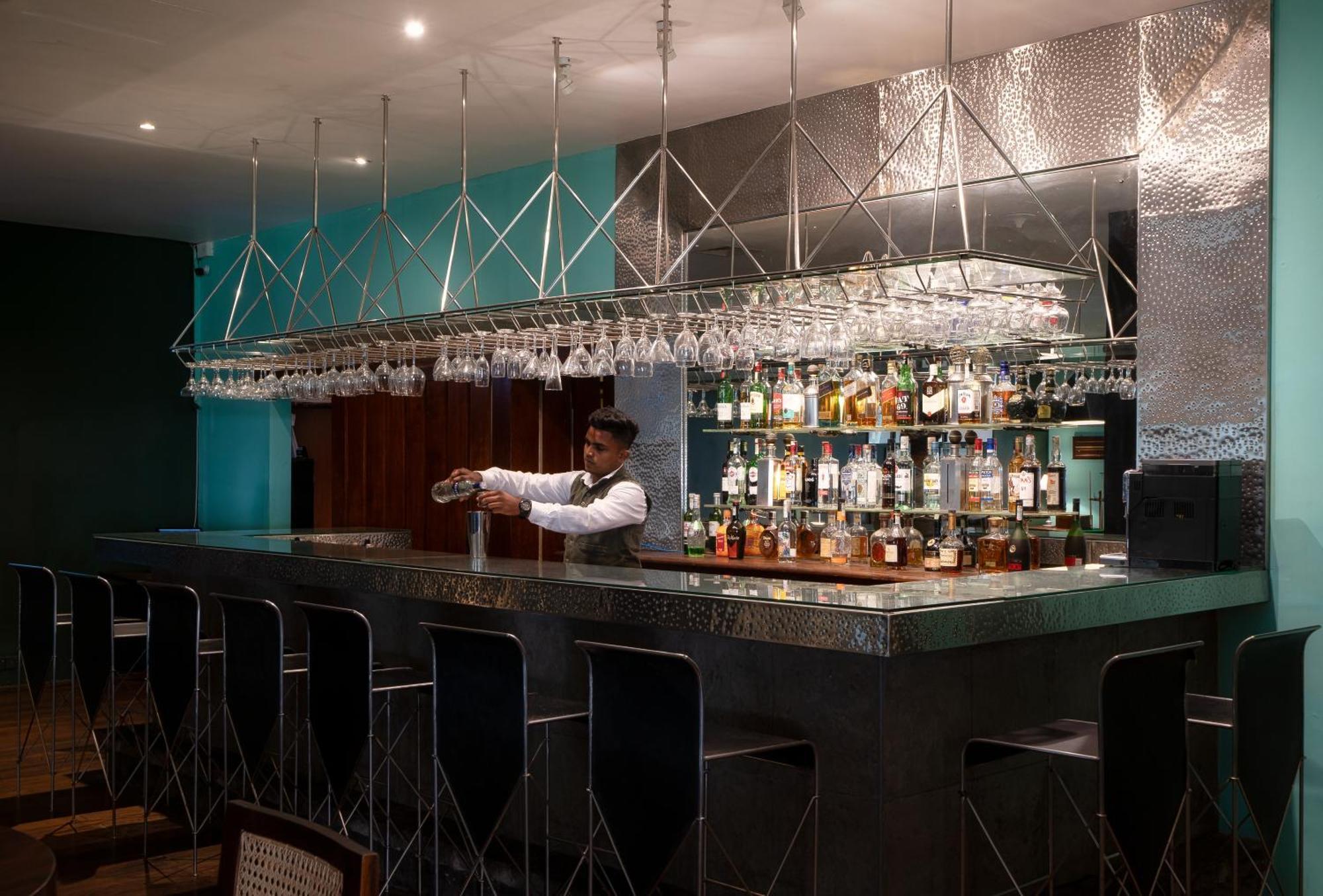 The Blue Water - Geoffrey Bawa Heritage - City Resort Hotel Wadduwa Εξωτερικό φωτογραφία